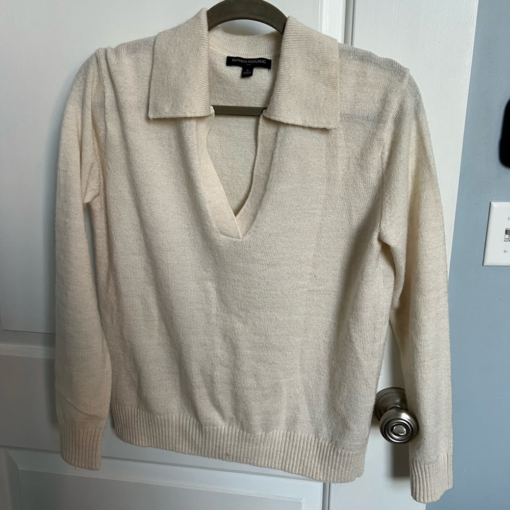Collared V Neck Sweater